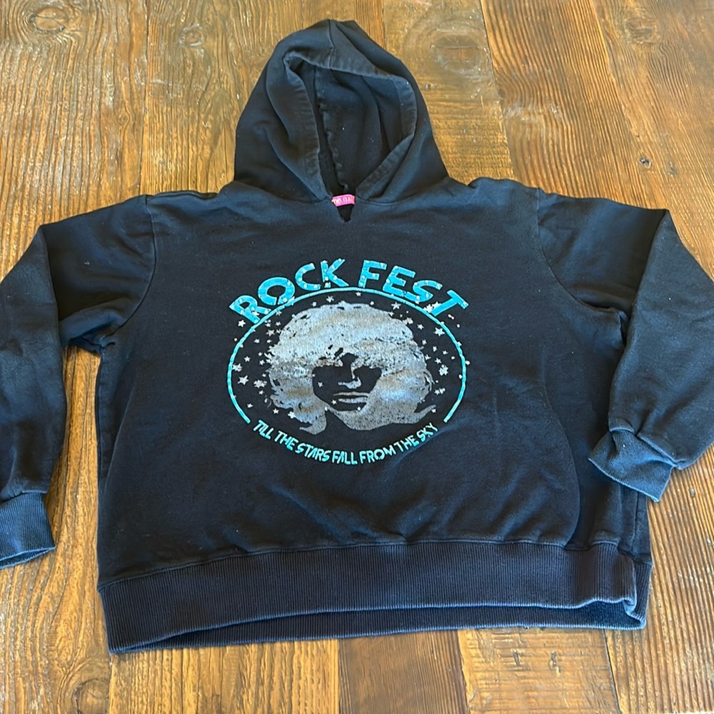 Rock Fest Hoodie Me.n.u Girls Size XL